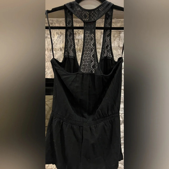 2Be Bebe black size Medium lace top romper - Picture 8 of 11